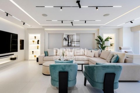 Villa in Dubai Marina, UAE 5 bedrooms, 460.89 sq.m. № 768380 - photo 17