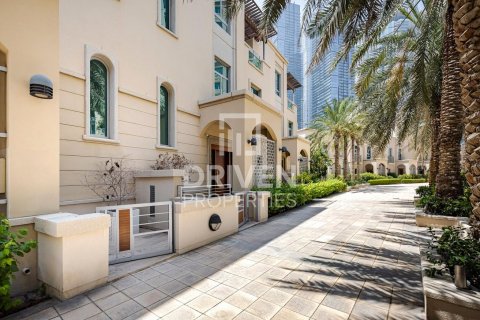 Villa in Dubai Marina, UAE 5 bedrooms, 460.89 sq.m. № 768380 - photo 29