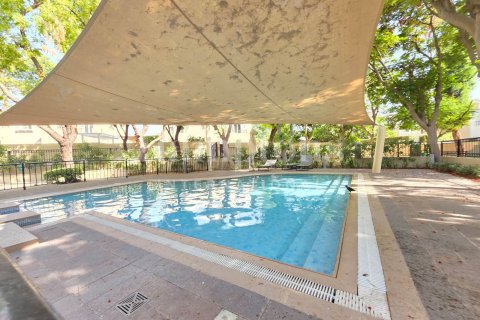 Rumah bandar di Arabian Ranches 2, Dubai, UAE 3 bilik tidur, 328.449 meter persegi № 712651