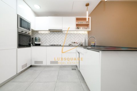 דירה למכירה ב Jumeirah Village Circle, Dubai, איחוד האמירויות  2 חדרי שינה, 104 מ"ר, מספר 760834 - תמונה 4