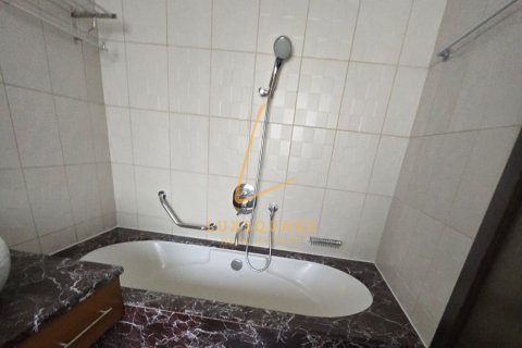 Apartment in Dubai, UAE 2 bedrooms, 136 sq.m. № 760837 - photo 12