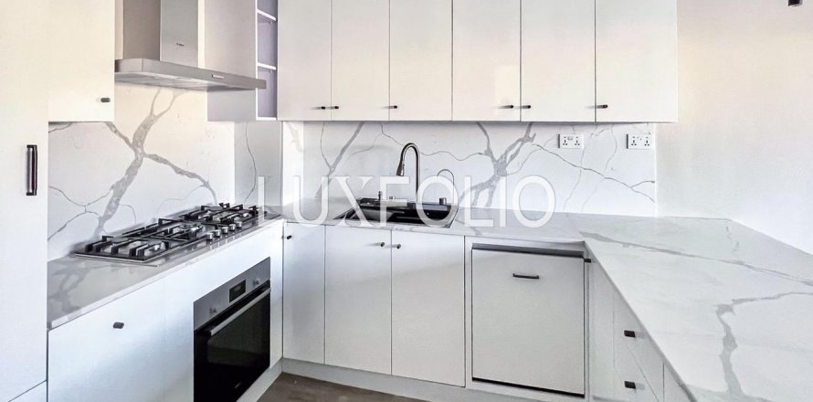Řadový dům v Jumeirah Golf Estates, Dubai, SAE 2 ložnice, 152 m² Č.: 628303