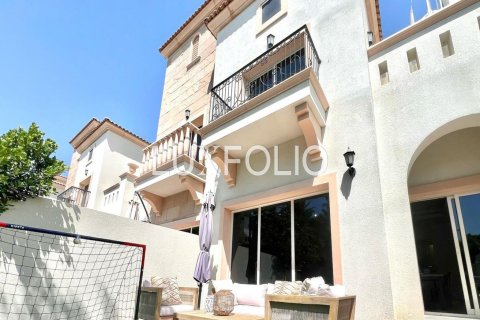 Townhouse in Jumeirah Golf Estates, Dubai, UAE 3 bedrooms, 265 sq.m. № 628302 - photo 1