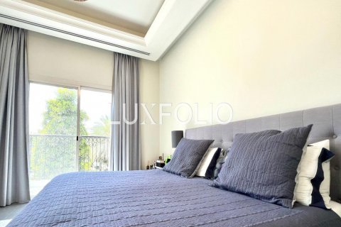 Townhouse in Jumeirah Golf Estates, Dubai, UAE 3 bedrooms, 265 sq.m. № 628302 - photo 8