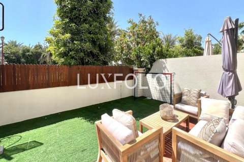 Townhouse in Jumeirah Golf Estates, Dubai, UAE 3 bedrooms, 265 sq.m. № 628302 - photo 3