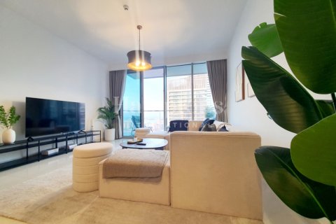 Apartment in Dubai Harbour, UAE 2 bedrooms, 107.44975174 sq.m. № 583617 - photo 1