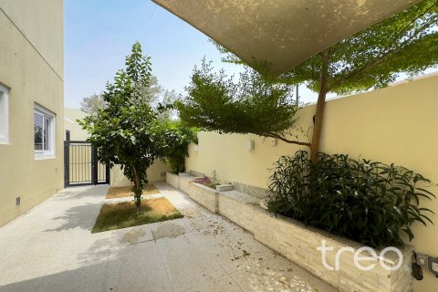 Kamienica do wynajęcia w Dubai, ZEA 4 sypialnie, 214.88 mkw., nr 733706 - zdjęcie 14
