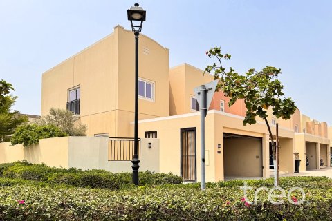 Ridamaja asukohaga Dubai, AÜE: 4 magamistoaga, 214.88 m² Nr 733706
