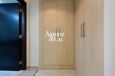 Müüa korter asukohaga Jumeirah Lake Towers, Dubai, AÜE: 1 magamistoaga, 89 m² Nr 712624 - pilt 5