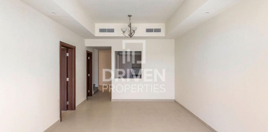 Villa in Mohammed Bin Rashid City, Dubai, UAE 4 bedrooms, 223.25 sq.m. № 744558