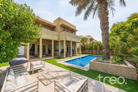 Huvila Arabian Ranches, Dubai, Arabiemiraatit 3 makuuhuonetta, 298.78 m2 № 739211 - kuva 3