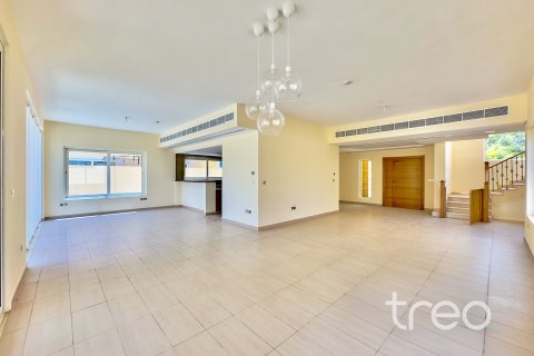 Vila v Jumeirah Park, Dubai, SAE 4 ložnice, 386.2 m² Č.: 761294 - fotografie 3