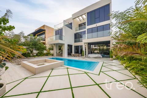 Huvila Jumeirah Park, Dubai, Arabiemiraatit 6 makuuhuonetta, 738.58 m2 № 761292 - kuva 1
