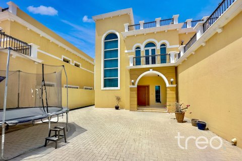 Huvila Jumeirah Park, Dubai, Arabiemiraatit 4 makuuhuonetta, 386.2 m2 № 761295 - kuva 17