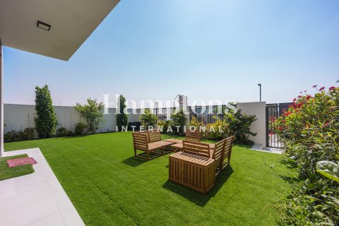 Dubai、UAE にあるタウンハウスの賃貸物件 4ベッドルーム、215.62786300 m2、No694864 - 写真 13