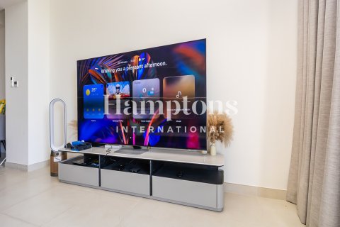 Dubai、UAEにあるタウンハウス 4ベッドルーム、215.628 m2 No694864