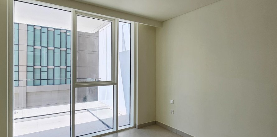 Apartament në Dubai Harbour, Emiratet e Bashkuara Arabe 1 dhomë gjumi, 77.7394 m2. № 694862