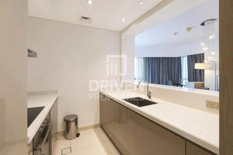 Apartmen di Business Bay, Dubai, UAE 2 bilik tidur, 129.51 meter persegi № 762671 - foto 20