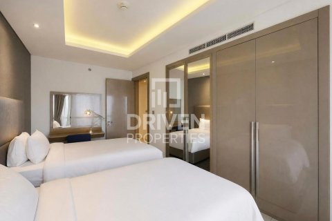 Apartmen di Business Bay, Dubai, UAE 2 bilik tidur, 129.51 meter persegi № 762671 - foto 17