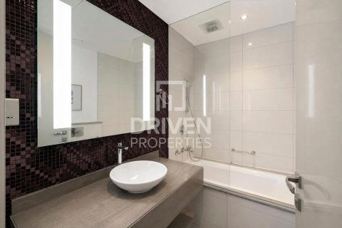 Apartmen di Business Bay, Dubai, UAE 2 bilik tidur, 129.51 meter persegi № 762671 - foto 23