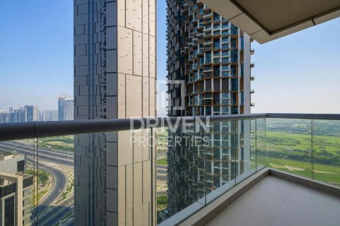 Apartmen di Business Bay, Dubai, UAE 2 bilik tidur, 129.51 meter persegi № 762671 - foto 28
