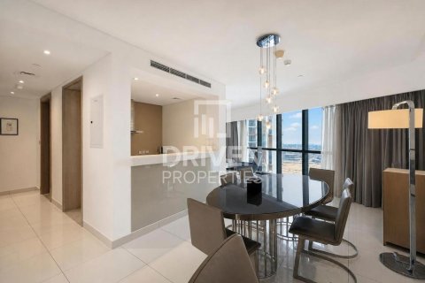 Apartmen di Business Bay, Dubai, UAE 2 bilik tidur, 129.51 meter persegi № 762671 - foto 6