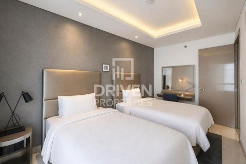 Apartmen di Business Bay, Dubai, UAE 2 bilik tidur, 129.51 meter persegi № 762671 - foto 15