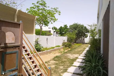 Abu Dhabi, BAE’de satılık вилла 5 yatak odası, 568 m² No 663018 - fotoğraf 12