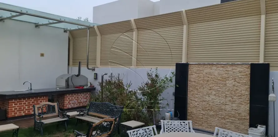 Abu Dhabi, BAE’de вилла 5 yatak odası, 568 m&sup2; No 663018