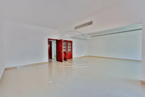 Villa zur Miete in Abu Dhabi, VAE 4 Schlafzimmer, 297 m2 Nr. 663038 - Foto 21