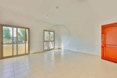 Villa zur Miete in Abu Dhabi, VAE 4 Schlafzimmer, 297 m2 Nr. 663038 - Foto 16