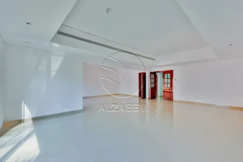 Villa zur Miete in Abu Dhabi, VAE 4 Schlafzimmer, 297 m2 Nr. 663038 - Foto 17