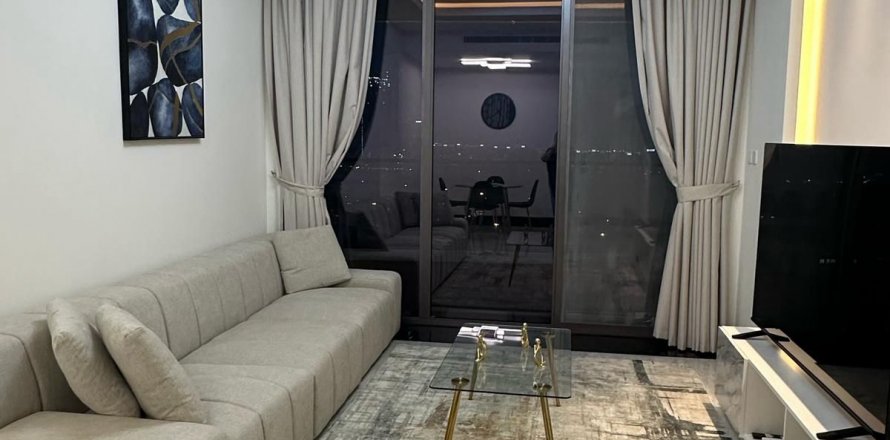 דירה ב Business Bay, Dubai, איחוד האמירויות 1 חדר שינה, 113.9 מ"ר מספר 631627