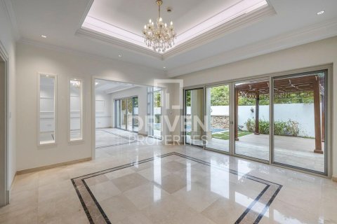 Müüa villa asukohaga Mohammed Bin Rashid City, Dubai, AÜE: 4 magamistoaga, 702.35 m² Nr 761557 - pilt 4