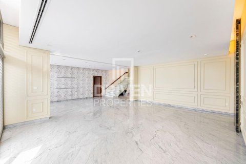 Villa till försäljning i Mohammed Bin Rashid City, Dubai, UAE 4 sovrum, 705.69 kvm Nr. 761558 - fotografi 3