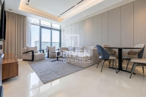Apartament de închiriat în Business Bay, Dubai, EAU 2 dormitoare, 122.63 mp.  №745979 - poză 1