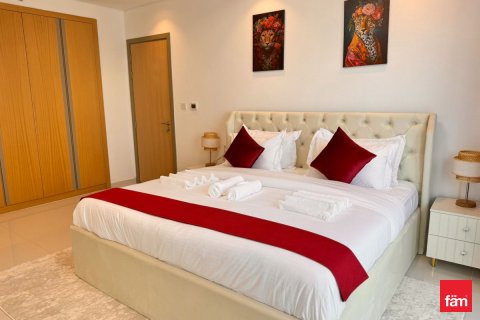 Apartment in Business Bay, Dubai, UAE 2 bedrooms, 124.4 sq.m. № 678151 - photo 8