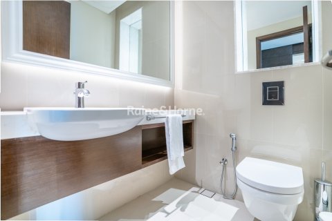 Downtown Dubai (Downtown Burj Dubai), Dubai, BAE’de kiralık daire 2 yatak odası, 126.5 m&sup2; No 707650 - fotoğraf 17