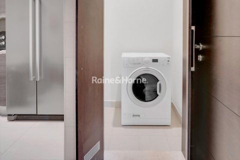 Apartment til leje i Downtown Dubai (Downtown Burj Dubai), Dubai, UAE 2 soveværelser, 142.2 kvm № 707649 - foto 9