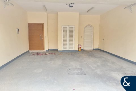 Снять в аренду виллу в Jumeirah Park, Дубай, ОАЭ 4 спальни, 516м2, № 668413 - фото 13