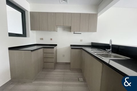 Townhouse til leje i DAMAC Hills (Akoya by DAMAC), Dubai, UAE 3 soveværelser, 150 kvm № 668415 - foto 6