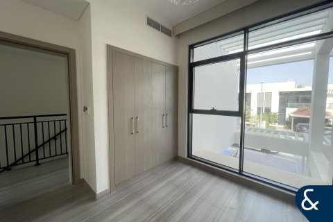 Townhouse til leje i DAMAC Hills (Akoya by DAMAC), Dubai, UAE 3 soveværelser, 150 kvm № 668415 - foto 12