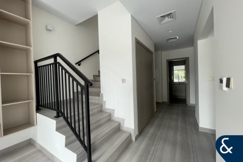 Townhouse til leje i DAMAC Hills (Akoya by DAMAC), Dubai, UAE 3 soveværelser, 150 kvm № 668415 - foto 5