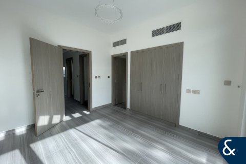 Townhouse til leje i DAMAC Hills (Akoya by DAMAC), Dubai, UAE 3 soveværelser, 150 kvm № 668415 - foto 15