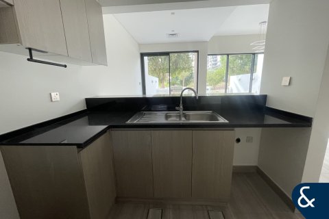 Townhouse til leje i DAMAC Hills (Akoya by DAMAC), Dubai, UAE 3 soveværelser, 150 kvm № 668415 - foto 7