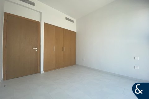 Villa in Dubai Land, Dubai, UAE 4 bedrooms, 230 sq.m. № 668398 - photo 13