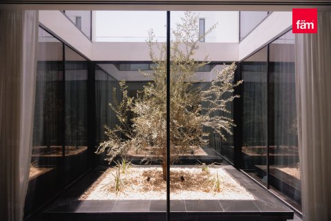 Vila v Al Barari, Dubai, SAE 5 ložnice, 441.9 m² Č.: 622570 - fotografie 13