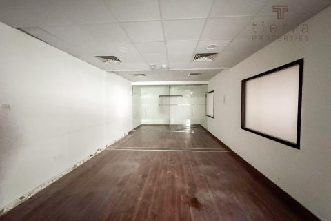 Warehouse in Al Qusais, Dubai, UAE 1672.2 sq.m. № 571577 - photo 2
