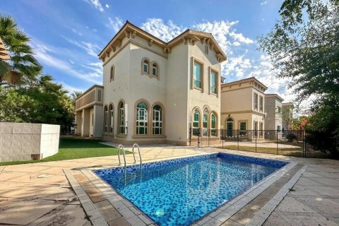 Vilë në Jumeirah Islands, Dubai, Emiratet e Bashkuara Arabe 5 dhoma gjumi, 1303 m2. № 611256 - Foto 1