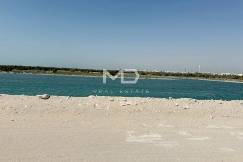 Pozemek v Abu Dhabi, SAE 1199.9 m² Č.: 555157 - fotografie 3